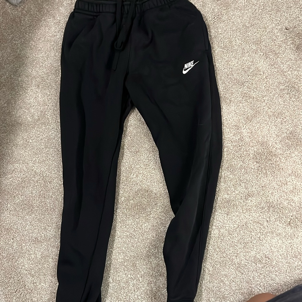 Nike Joggers Used As Good